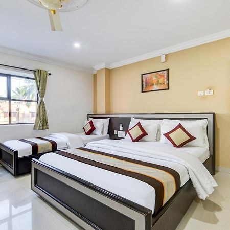 Hotel Salbala Inn - Near Airport Csennai Kültér fotó