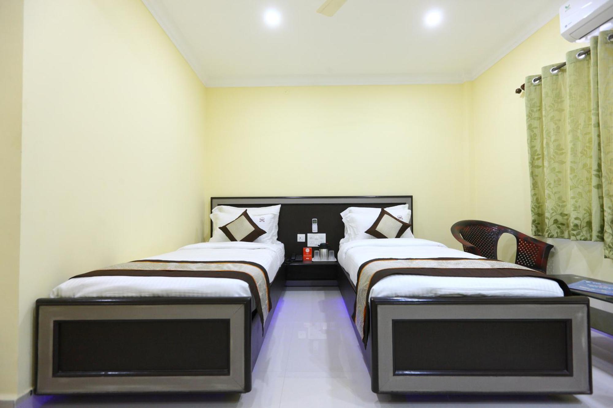 Hotel Salbala Inn - Near Airport Csennai Kültér fotó