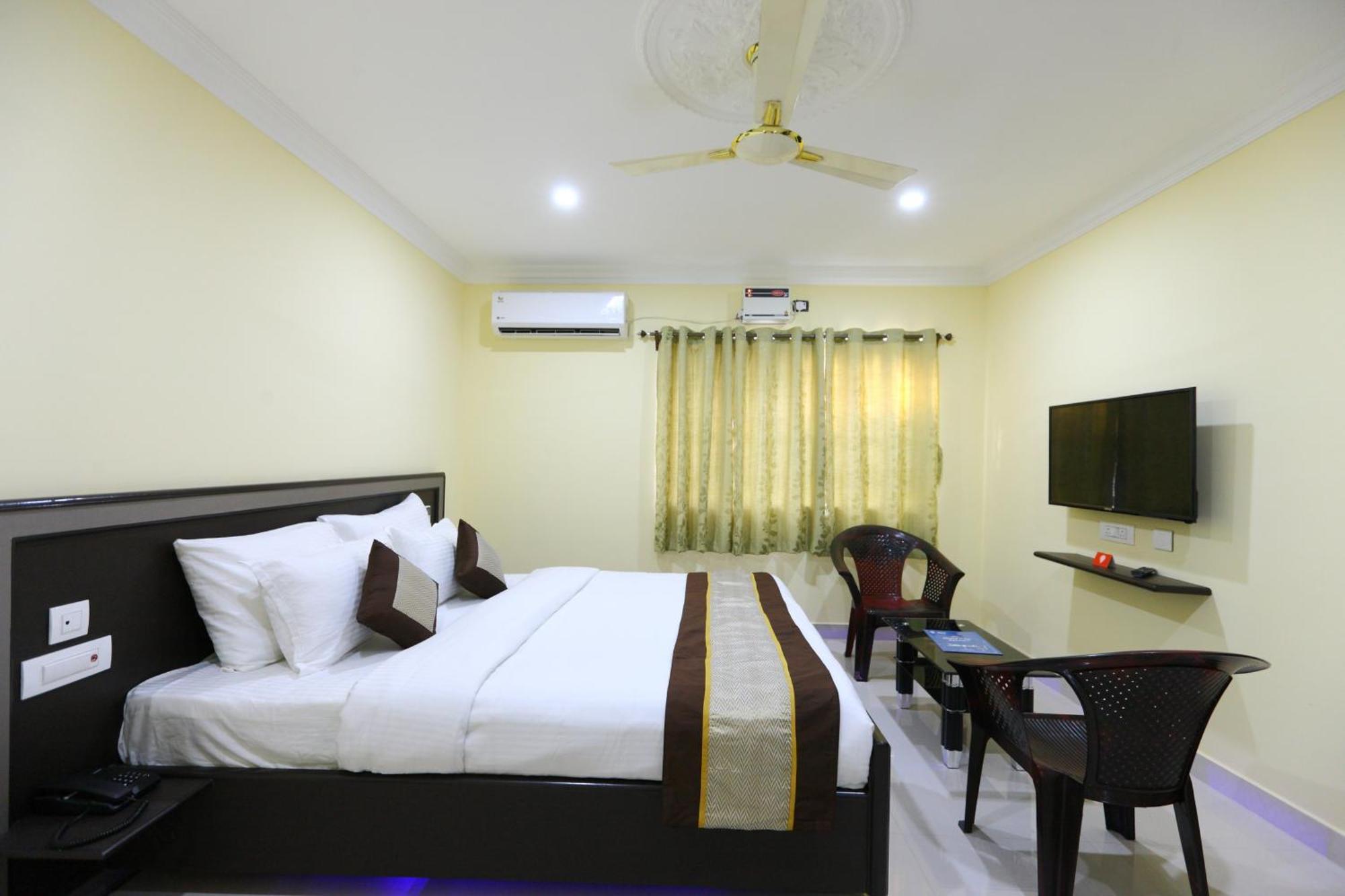 Hotel Salbala Inn - Near Airport Csennai Kültér fotó